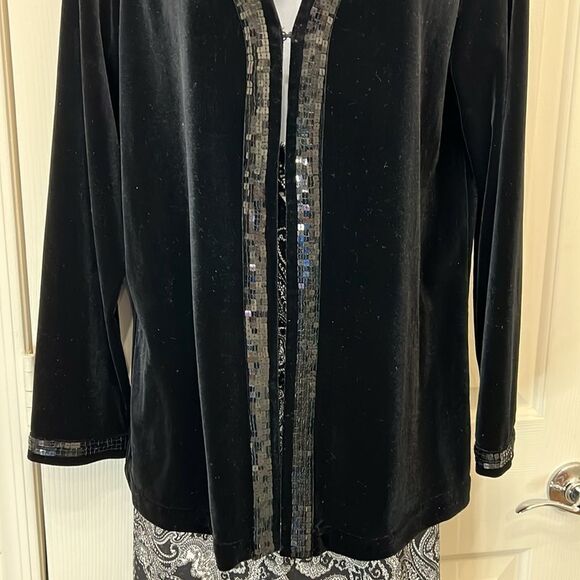 Quacker Factory Black Blazer Jacket with Sequin Trim Sz Small VNeck Long Sleeve - Picture 8 of 11